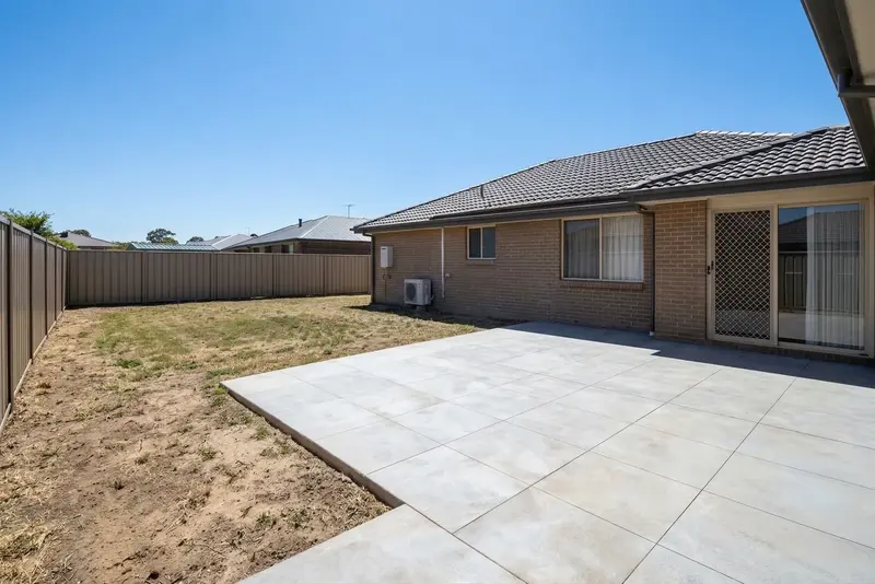 Dandenong Residence - photo 1